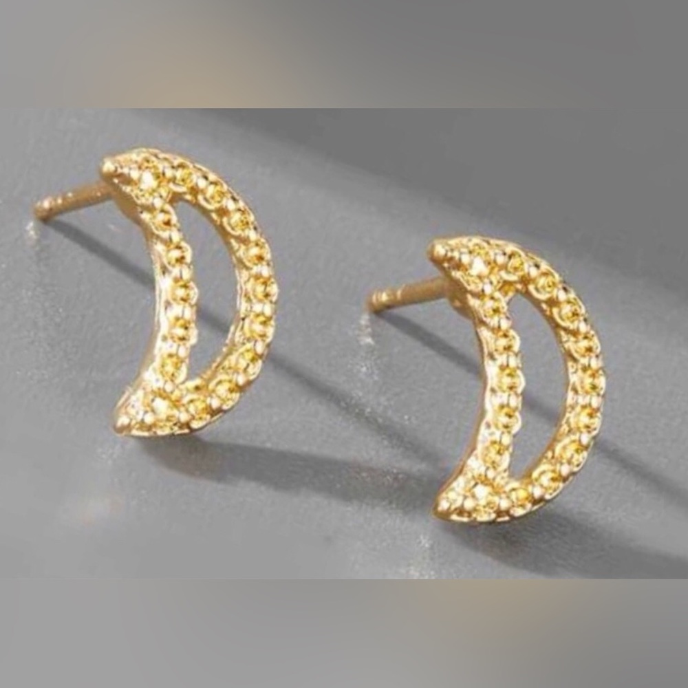 Half Crescent Moon Chain Rope Textured Tiny Dainty Gold Celestial Galaxy Earring - Picture 1 of 4